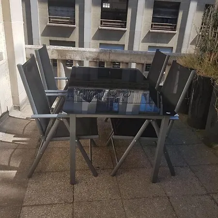 Habitat Parisien - Opera Galeries Lafayette * Paryż