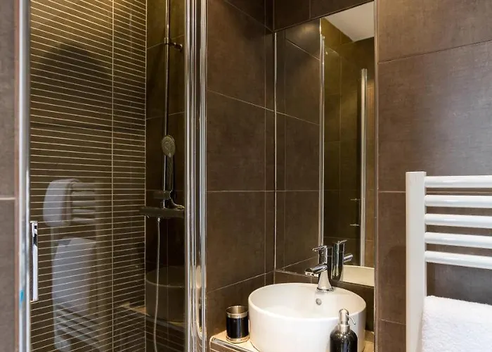 Habitat Parisien - Opera Galeries Lafayette Paris